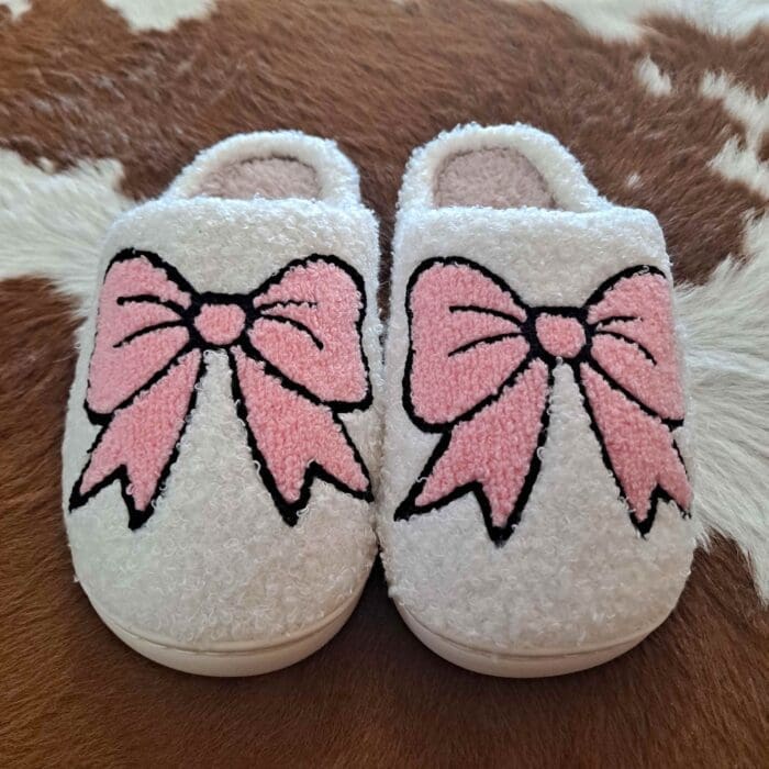 Valentine’s Cute Bowknot Pattern Fuzzy Slippers