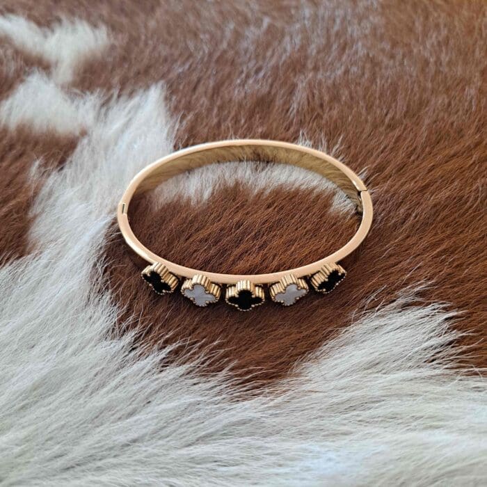 18K Waterproof Non-Tarnish Stainless Steel Clover Hinged Bangle White/Black/Gold